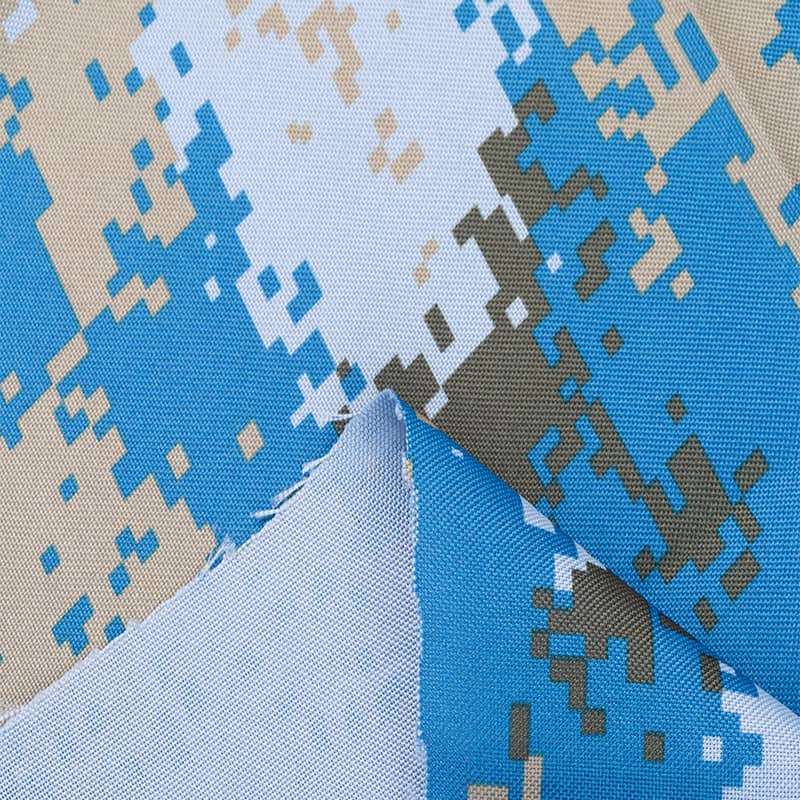 Camouflagestof-01